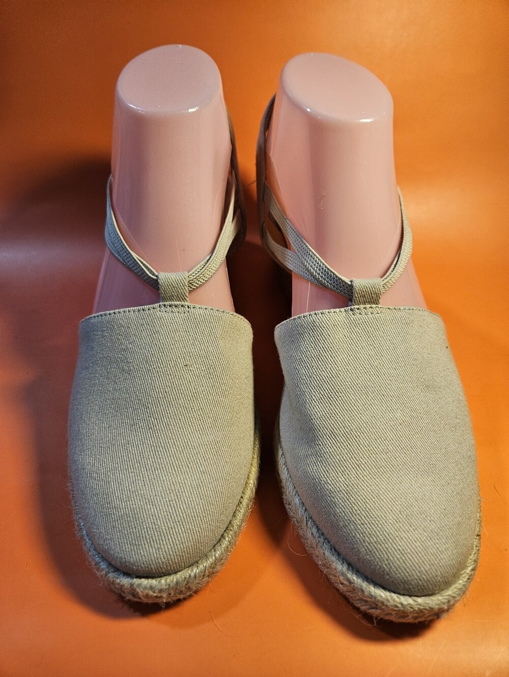 Life Stride Velocity 2.0 Fabric Slip On Shoes. Size 8.5 Bin 2